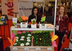 Vianey Carballo from Avogari and Reiny Currie from ByondMX